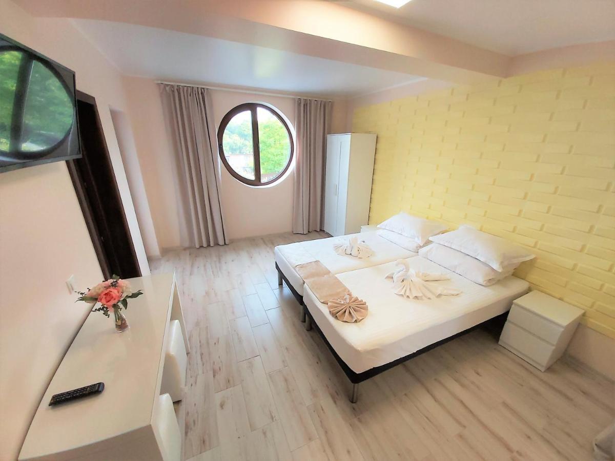 Camere De Inchiriat Baltenii De Sus ภายนอก รูปภาพ